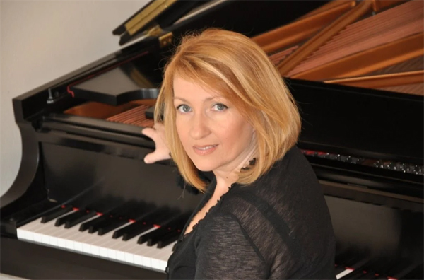 Marina Grozdanovic, Pianist